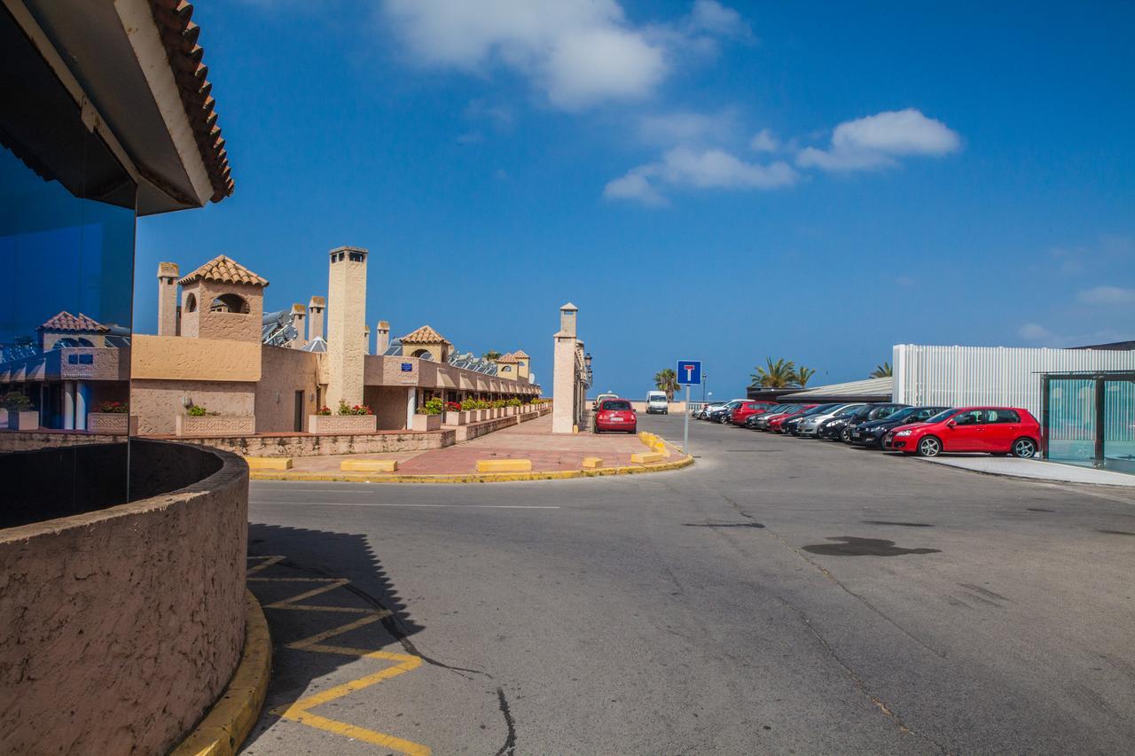 סן פרננדו Apartamentos Turisticos Bahia Sur מראה חיצוני תמונה